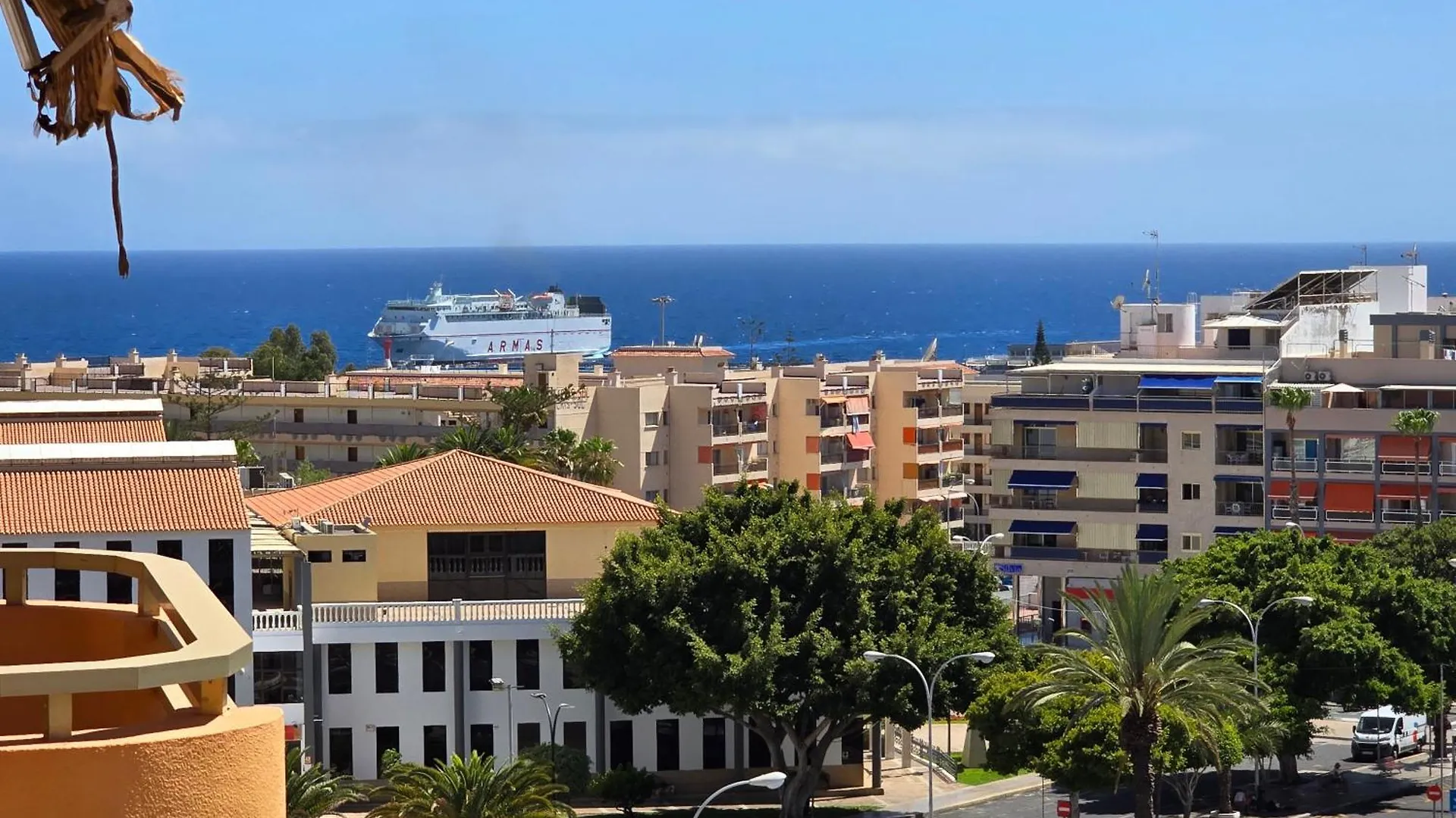 Exclusive Apartment Eden, Marble Floor, Luxury Bathroom, Heated Pool, Close To City Centre, Sea View, Balcony ロスクリスティアーノス