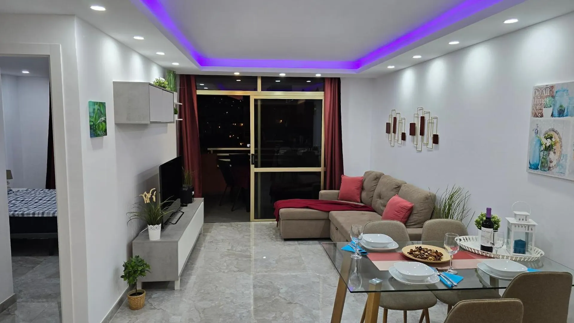 Exclusive Apartment Eden, Marble Floor, Luxury Bathroom, Heated Pool, Close To City Centre, Sea View, Balcony ロスクリスティアーノス スペイン