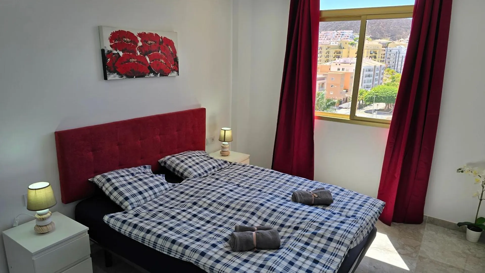 Exclusive Apartment Eden, Marble Floor, Luxury Bathroom, Heated Pool, Close To City Centre, Sea View, Balcony ロスクリスティアーノス 0*,  スペイン